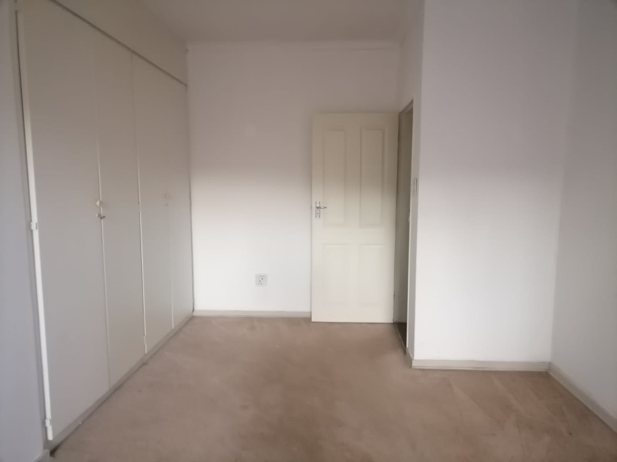 4 Bedroom Property for Sale in Geelhoutpark North West